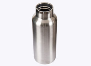 Vacuum insulated steel bottle